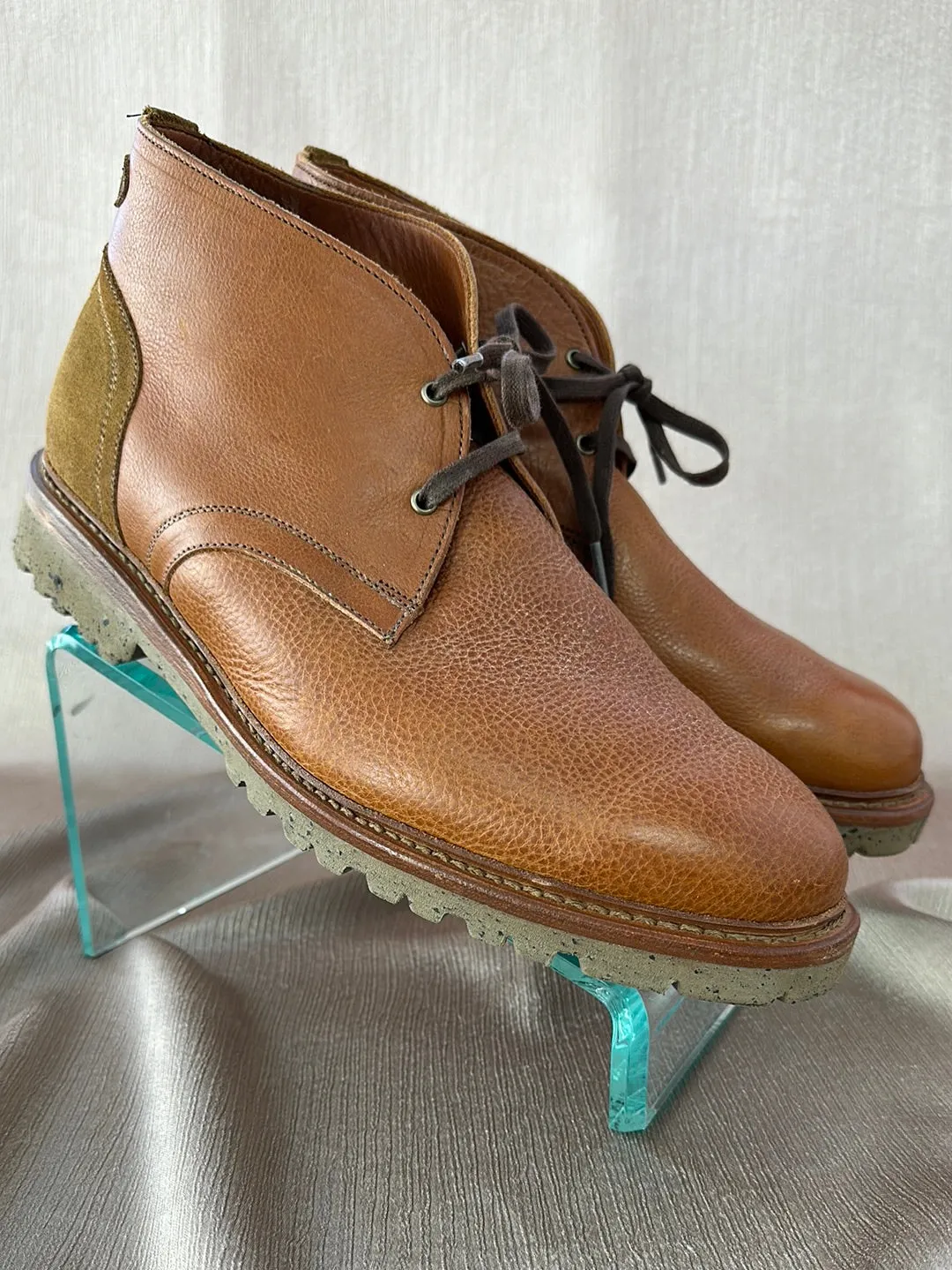 ALLEN EDMONDS cognac brown Discovery Chukka Boots - Men's 9.5