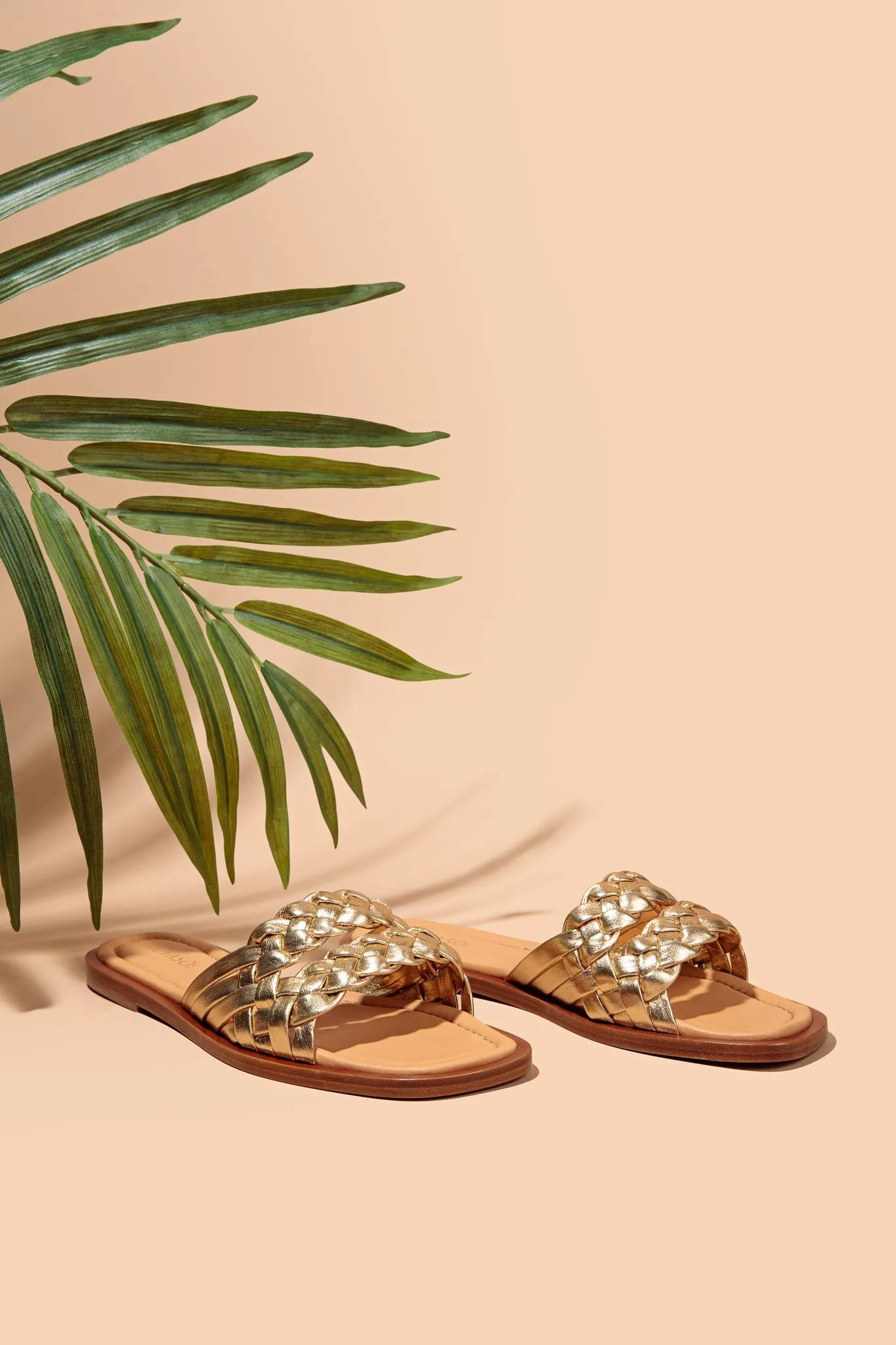Ava Sandal