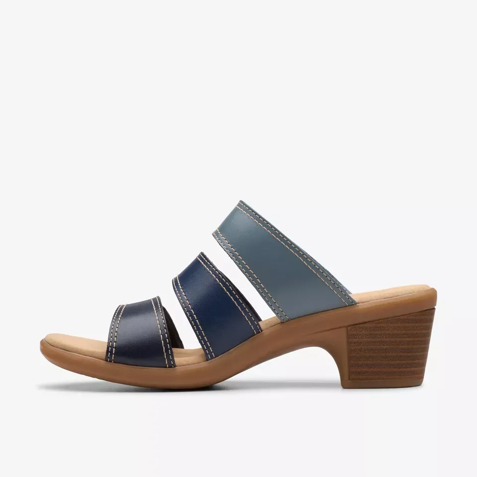 Clarks Women's Emily2 Adella Navy Multi 26181680