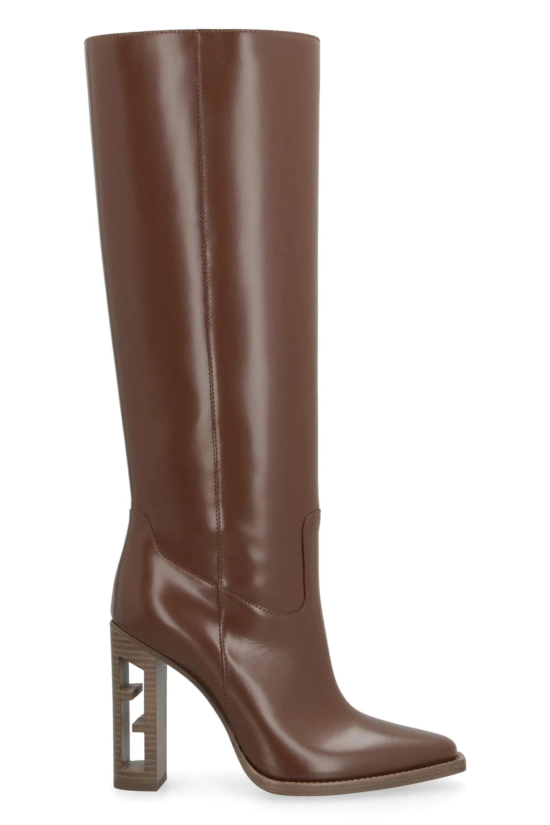 Cut leather boots
