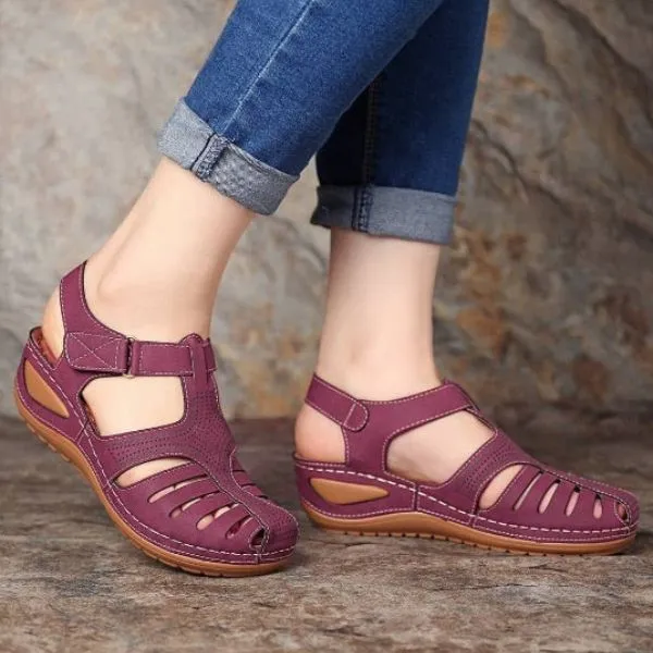Fabiola® | Vintage Style Leather Orthopedic Sandals
