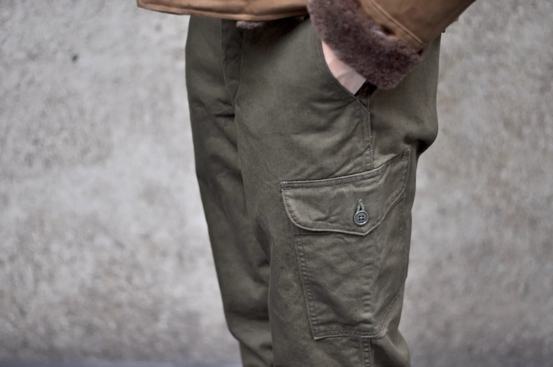 Freewheelers Heavyweight Cotton Drill "Aviators' Trousers" (Dark Olive)