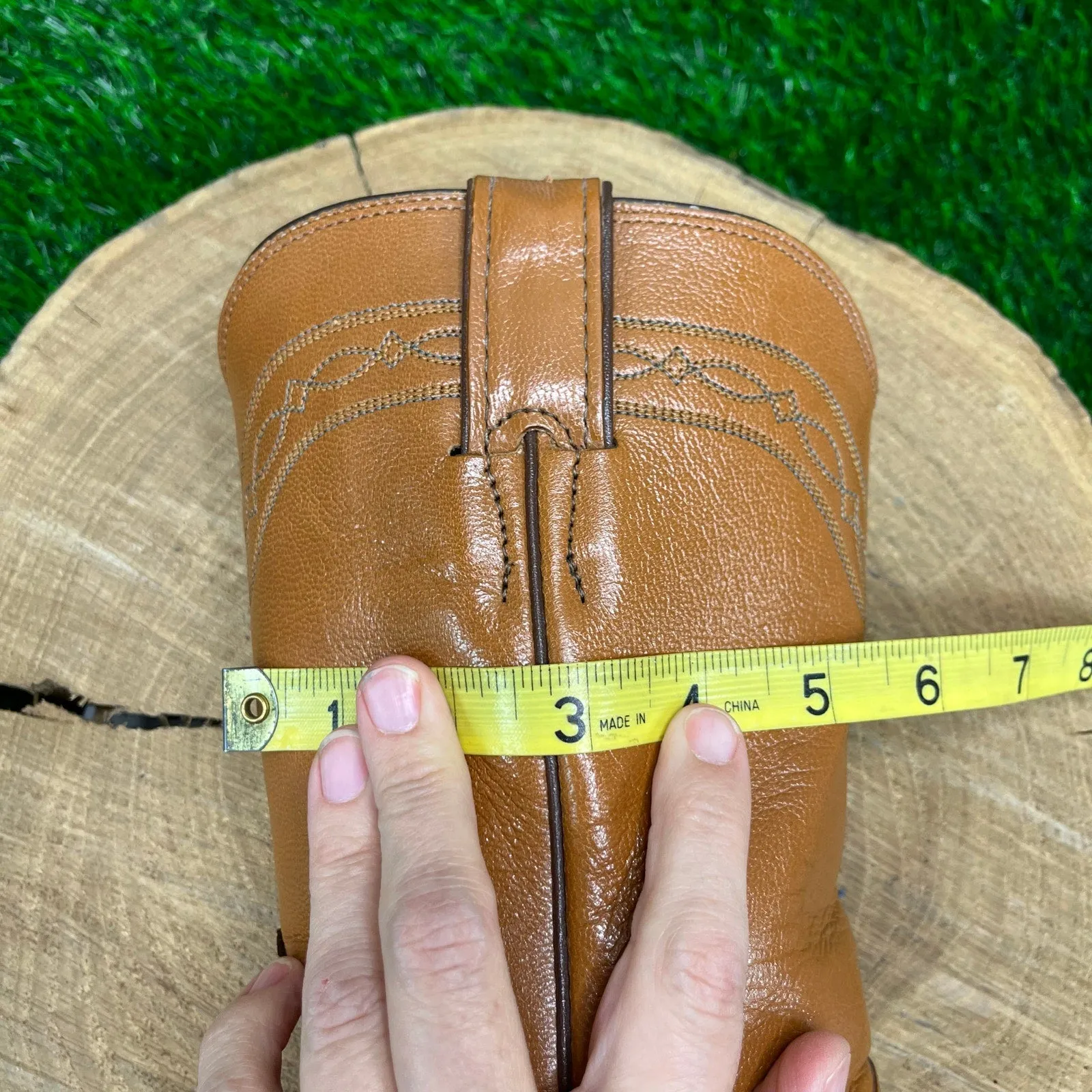 Justin Women - Size 6.5B - Vintage Cognac Smooth Ostrich Cowboy Boots L3021