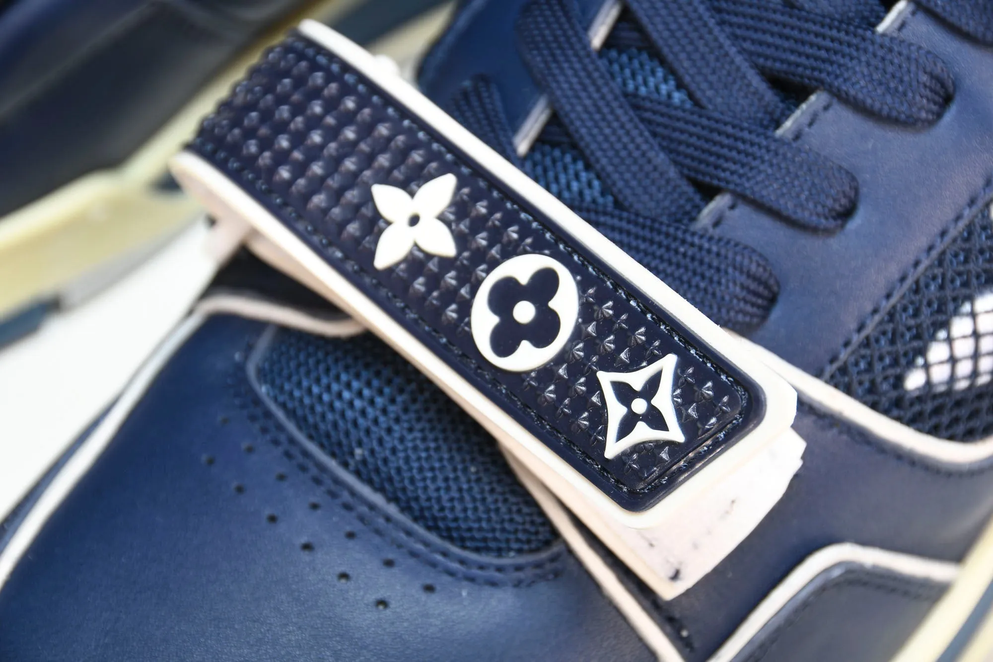 Louis Vuittоп Trainer Low Velcro Strap 'Navy Mesh'