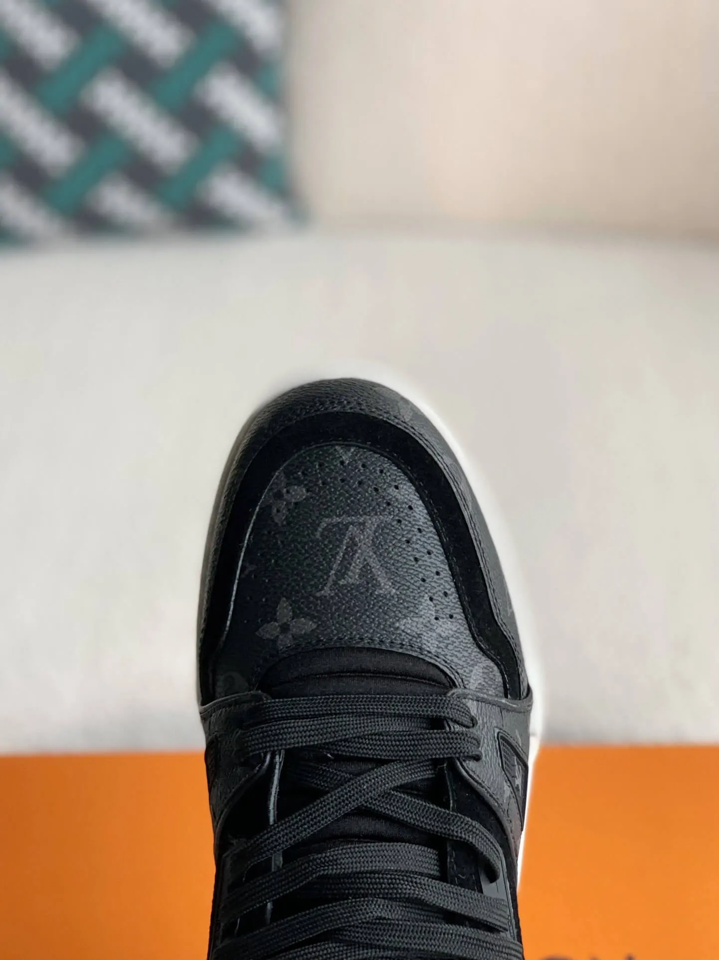 Louis Vuitton Trainer Black Monogram