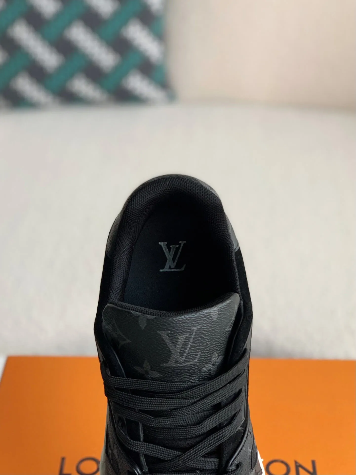 Louis Vuitton Trainer Black Monogram