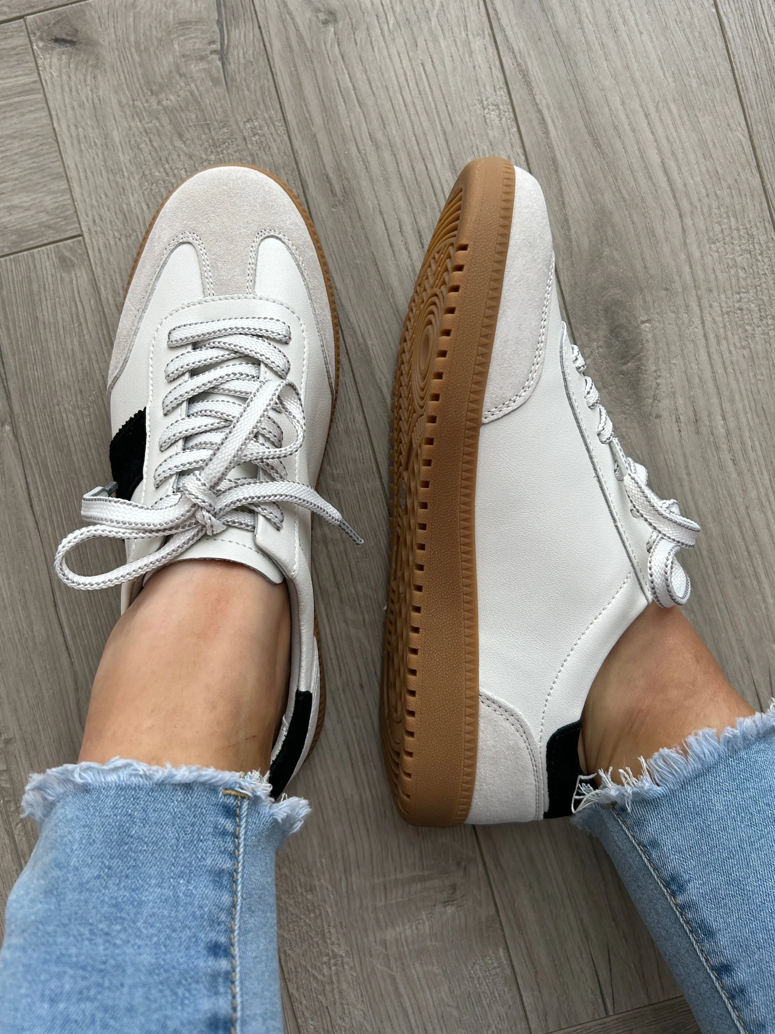 Melfi Trainer Black/White