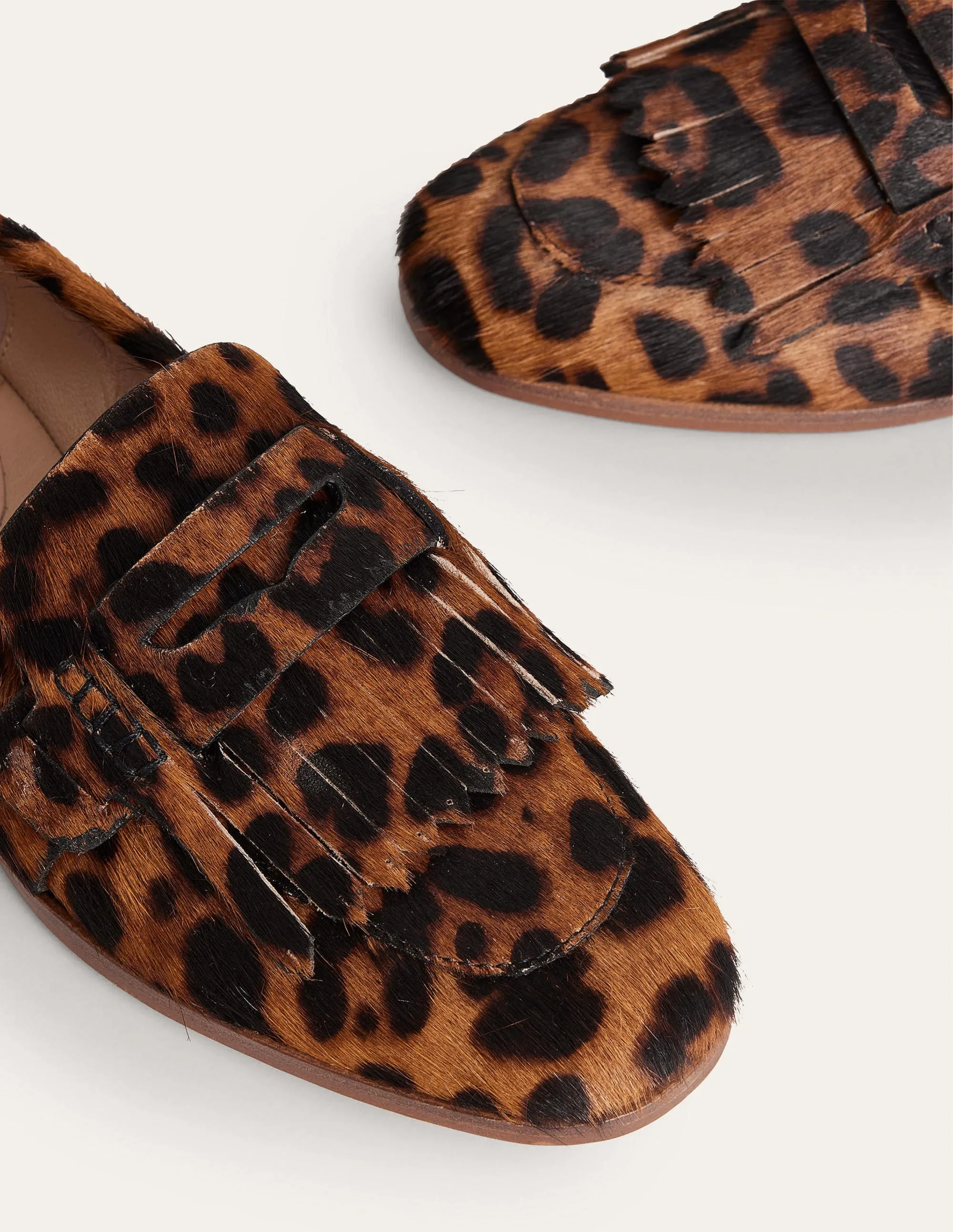 Pennyloafer mit Fransen-Leopardenmuster, Ponyhaar