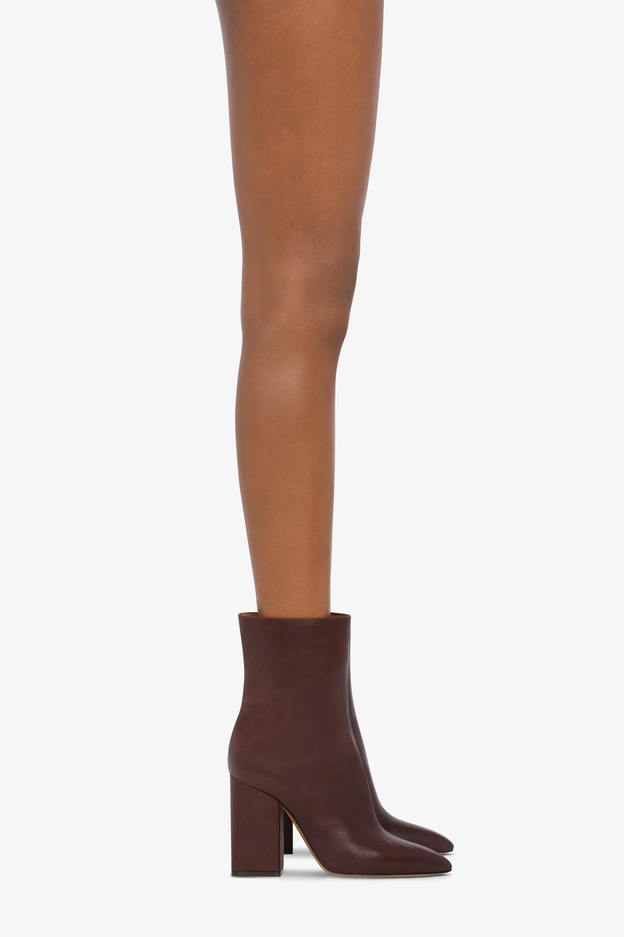 Pointed ankle boots in smooth mocha leather