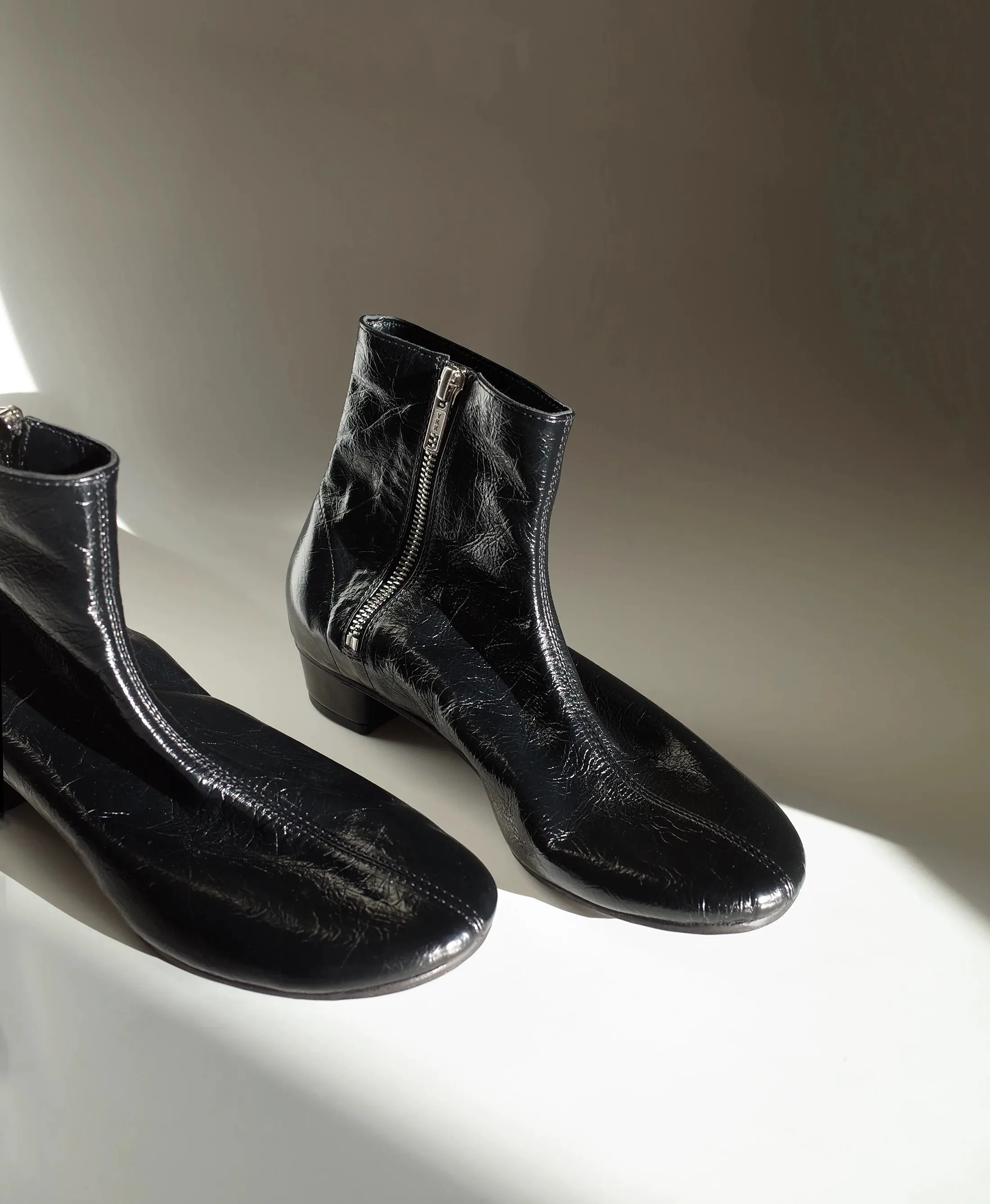 Round Toe Cowhide Ankle Boots
