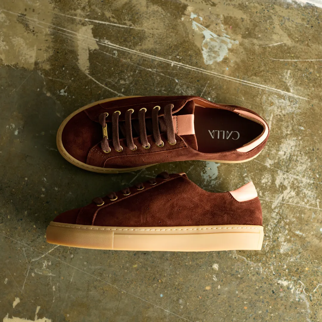 Star - Chocolate Suede