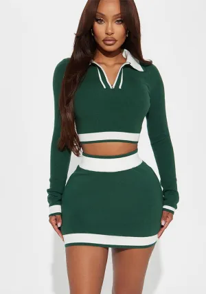 Stylish Contrast Color Two-Piece Set with Bodycon Skirt