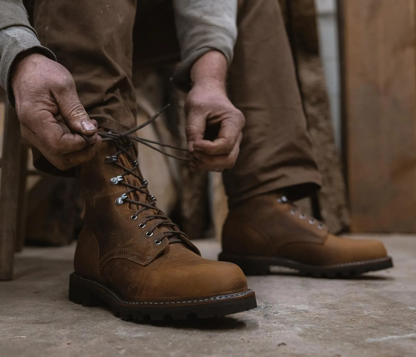 White's Boots Men's Hillyard 8" Brown Water Resistant Lace Up Work Boots H7865